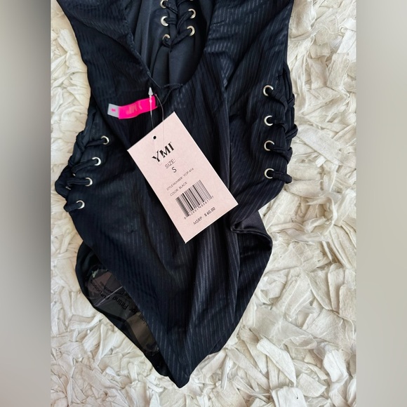 NWT YMI One Piece Ribbed Swimsuit - Picture 4 of 5